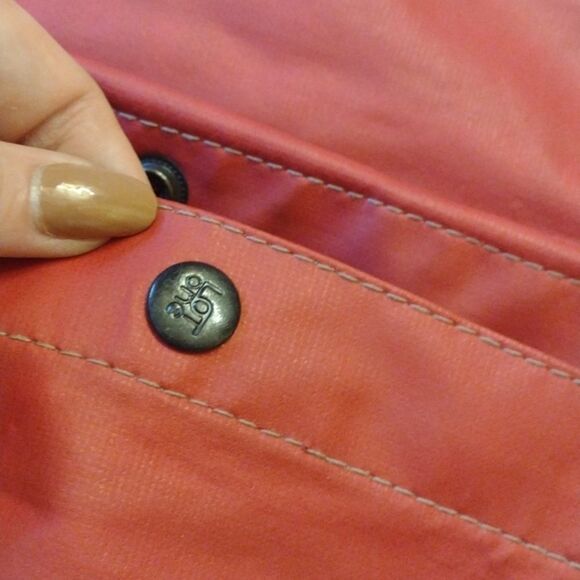 Lot One Inc. of Boston pink raincoat with tartan interior snap closure size L - Picture 5 of 13